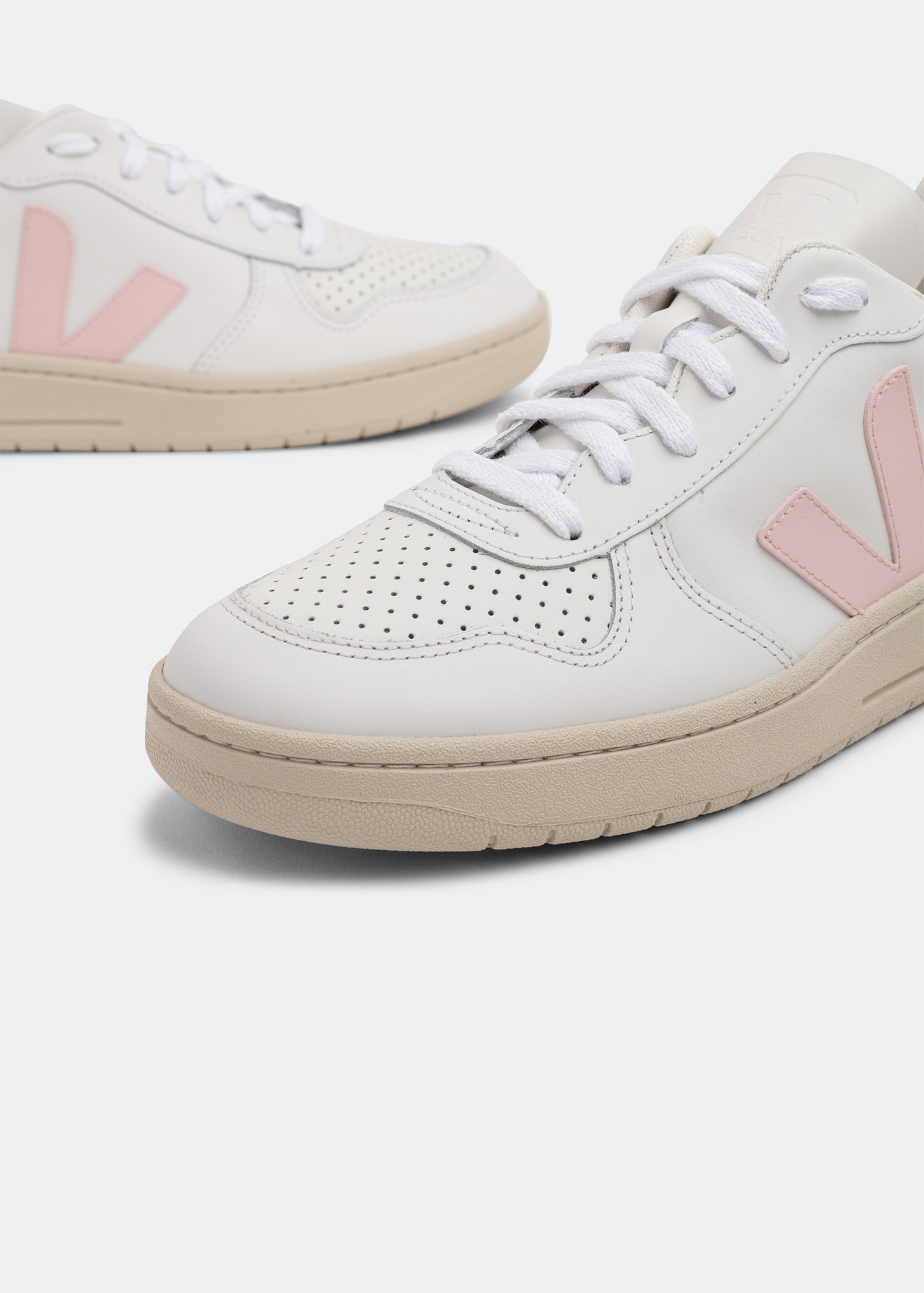 【VEJA】V-10 Low Top Sneakers/追跡+関税+全国送料込み 0400014353366?wid=900