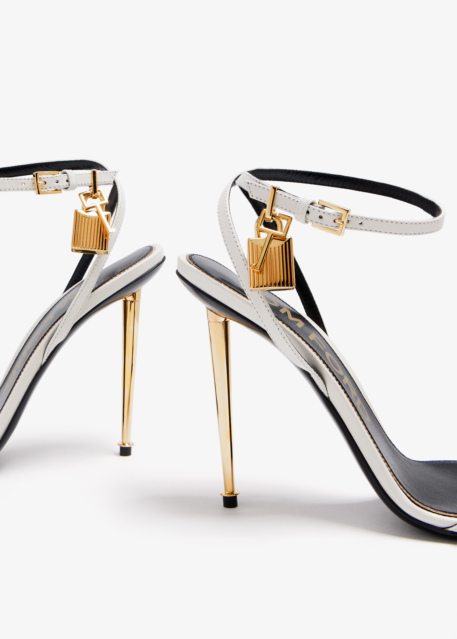 【関税＆送料込み】Tom Ford Sandals Mid Heel Shoes TOM FORD 85MM Metallic Leather Sandals | Saks Fifth Avenue