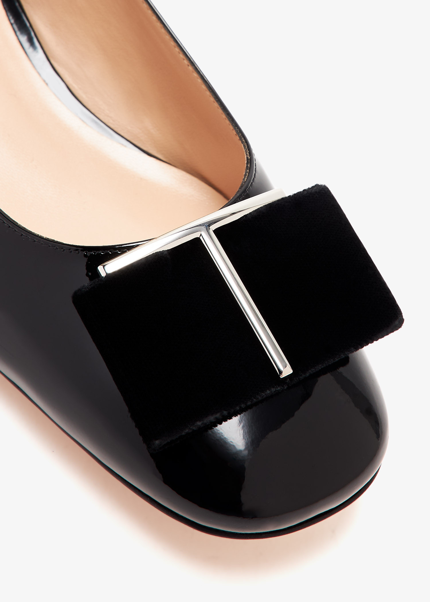 フラットシューズ TOM FORD Woman Ballet flats Black W3465LCL407G 1N001 Audrey bow-detail patent leather ballet flats in black - Tom