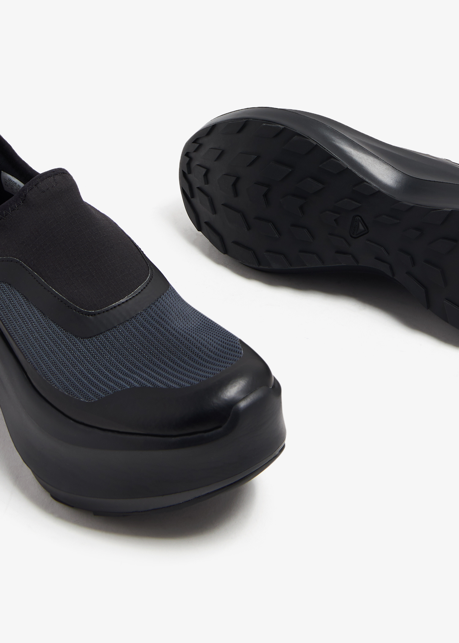 ★人気★ Salomon x Comme des Garcons Slip-On Platform Black Comme des Garçons x Salomon – La Garçonne