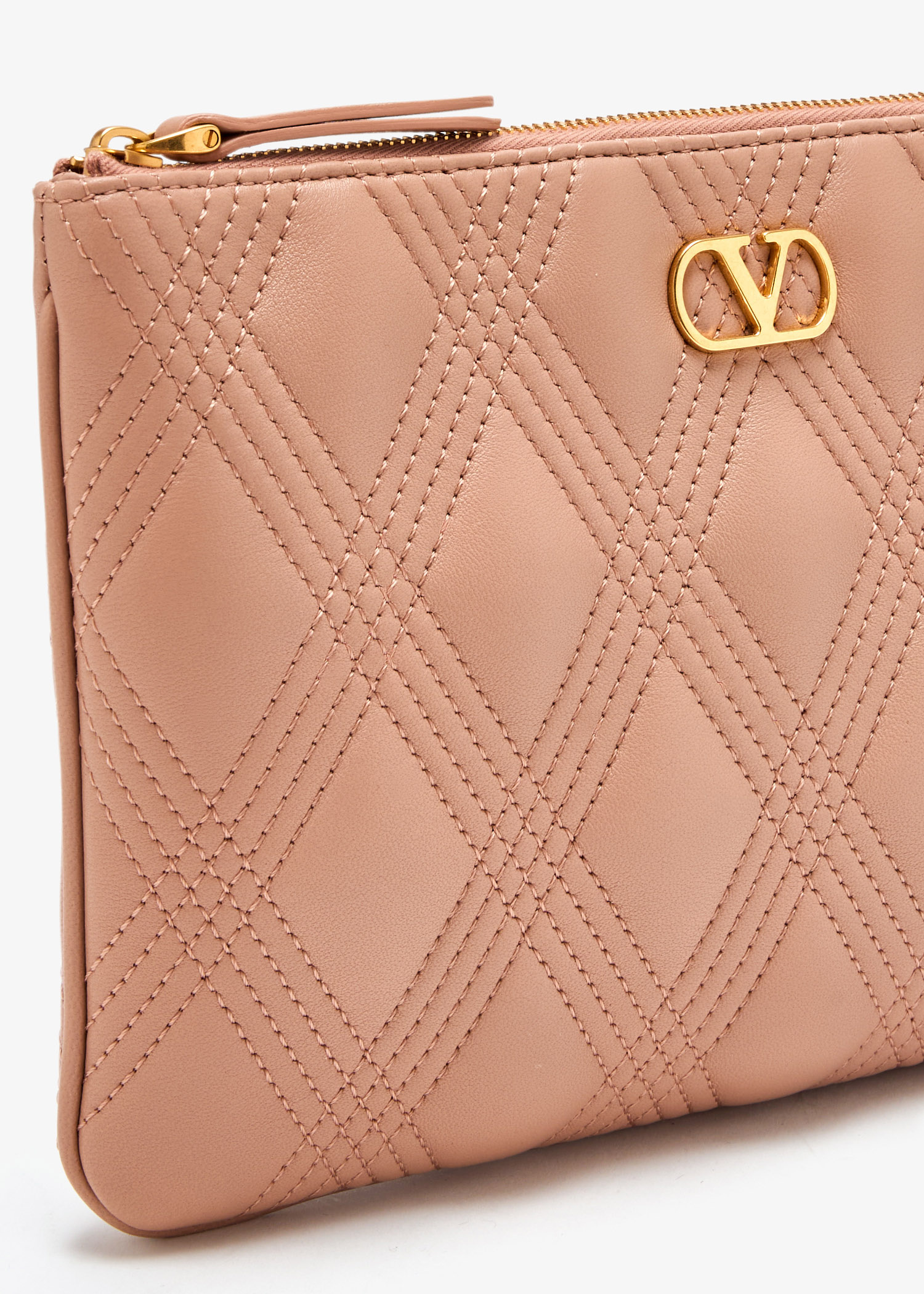 Valentino Garavani Quiltie 67 pouch for Women - Pink in UAE