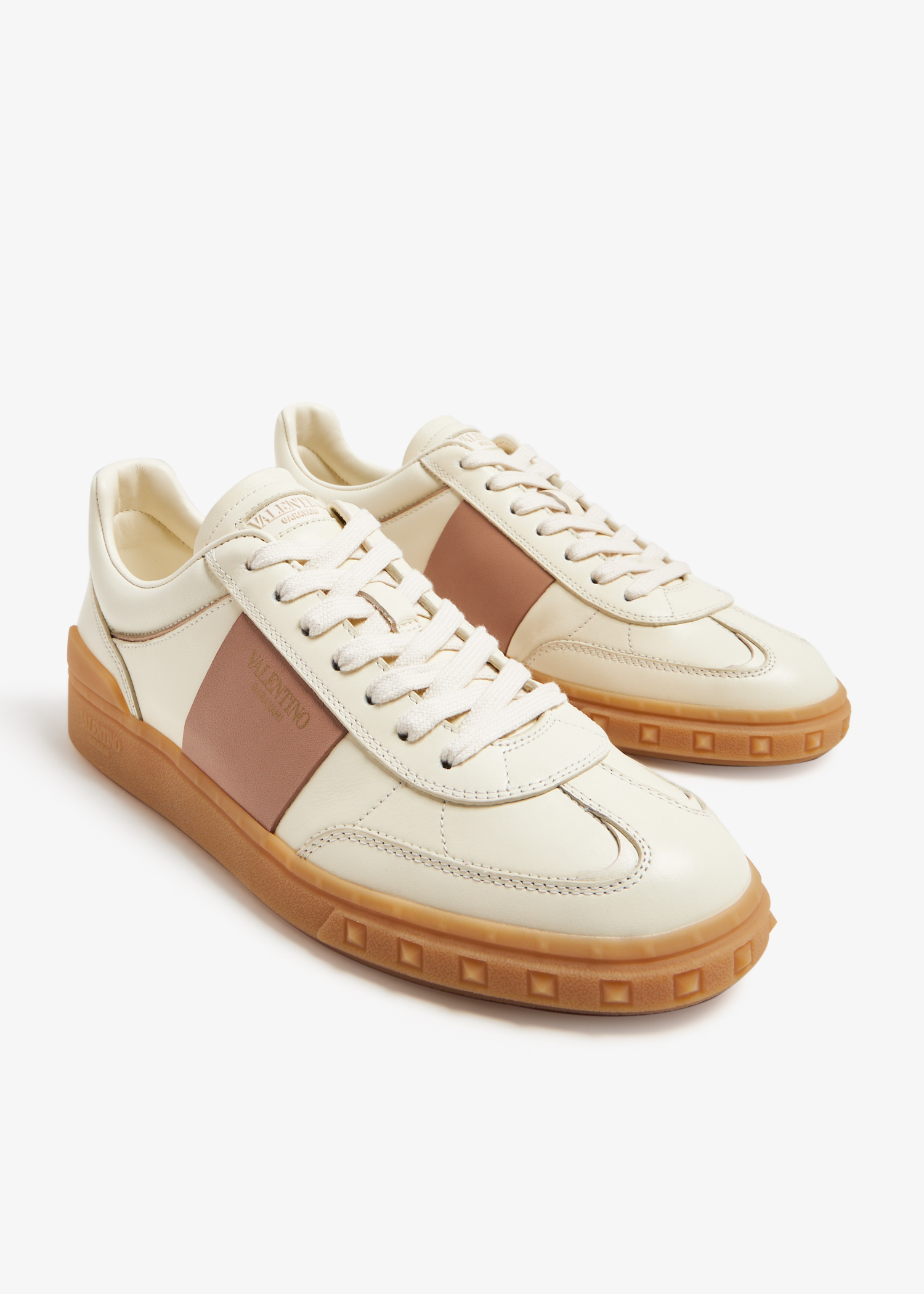 【関税込み】Valentino Garavani ゴールド Upvillage スニーカー 27928372_57499446_600.jpg