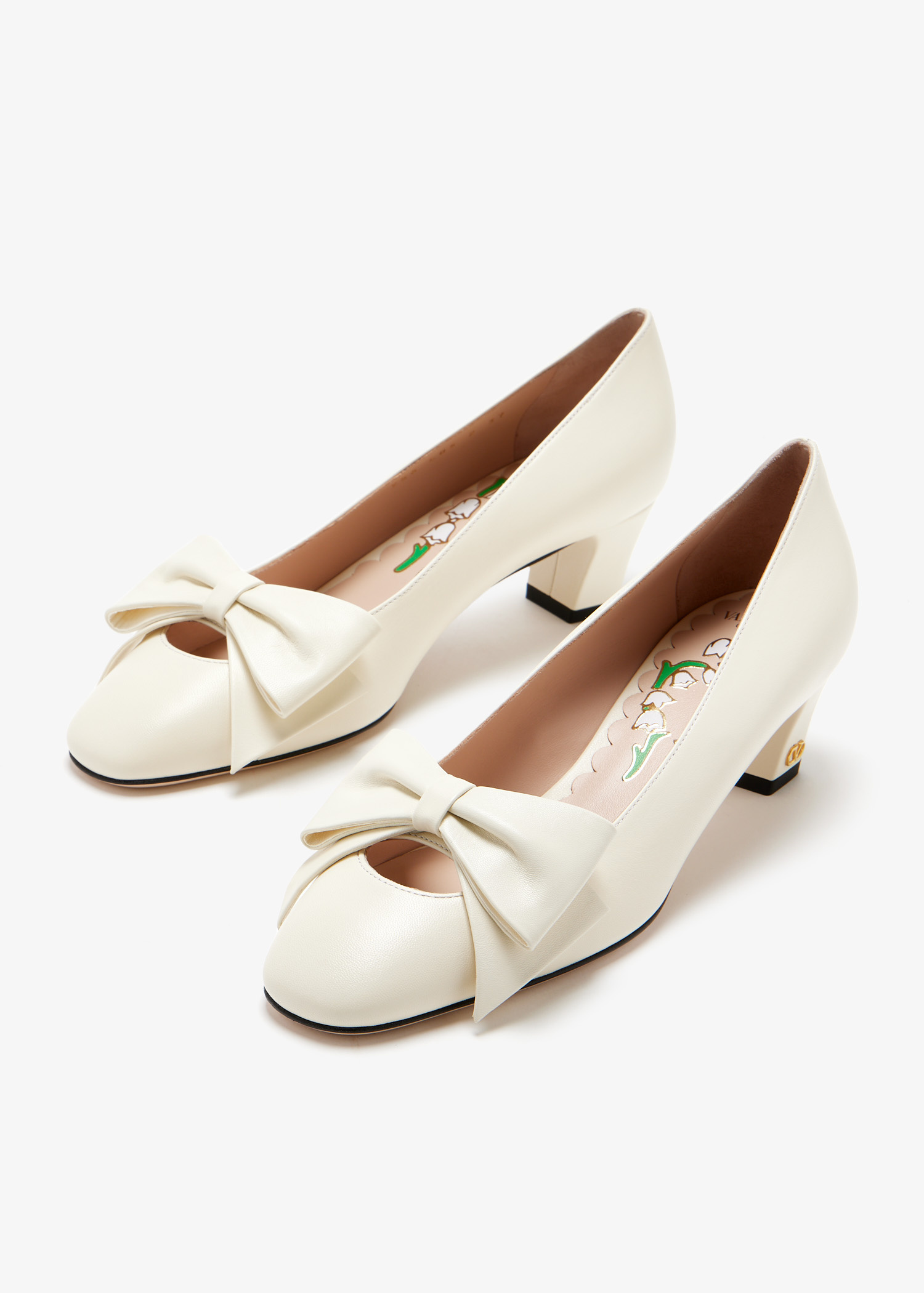 【関税＆送料込み】Valentino Garavani Bowow Leather Pumps Valentino Garavani Bowow Leather Pumps - Bergdorf Goodman