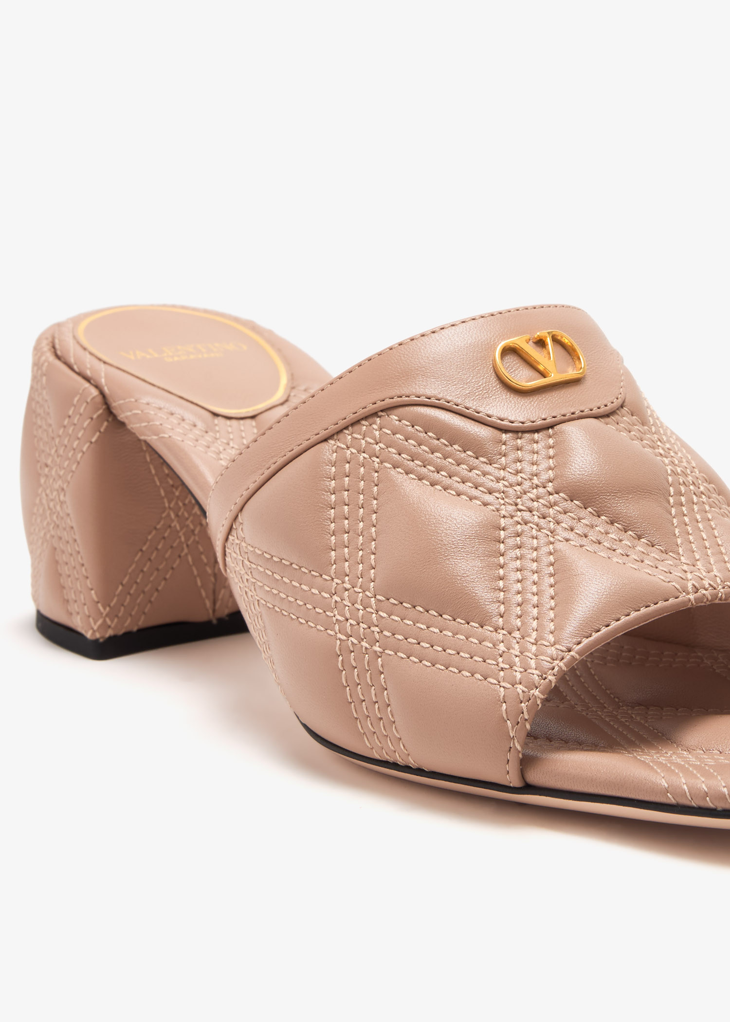 VIP【関税送料無料】希少 Valentino Garavani Slide Sandals VIP【関税送料無料】希少 Valentino Garavani Slide Sandal