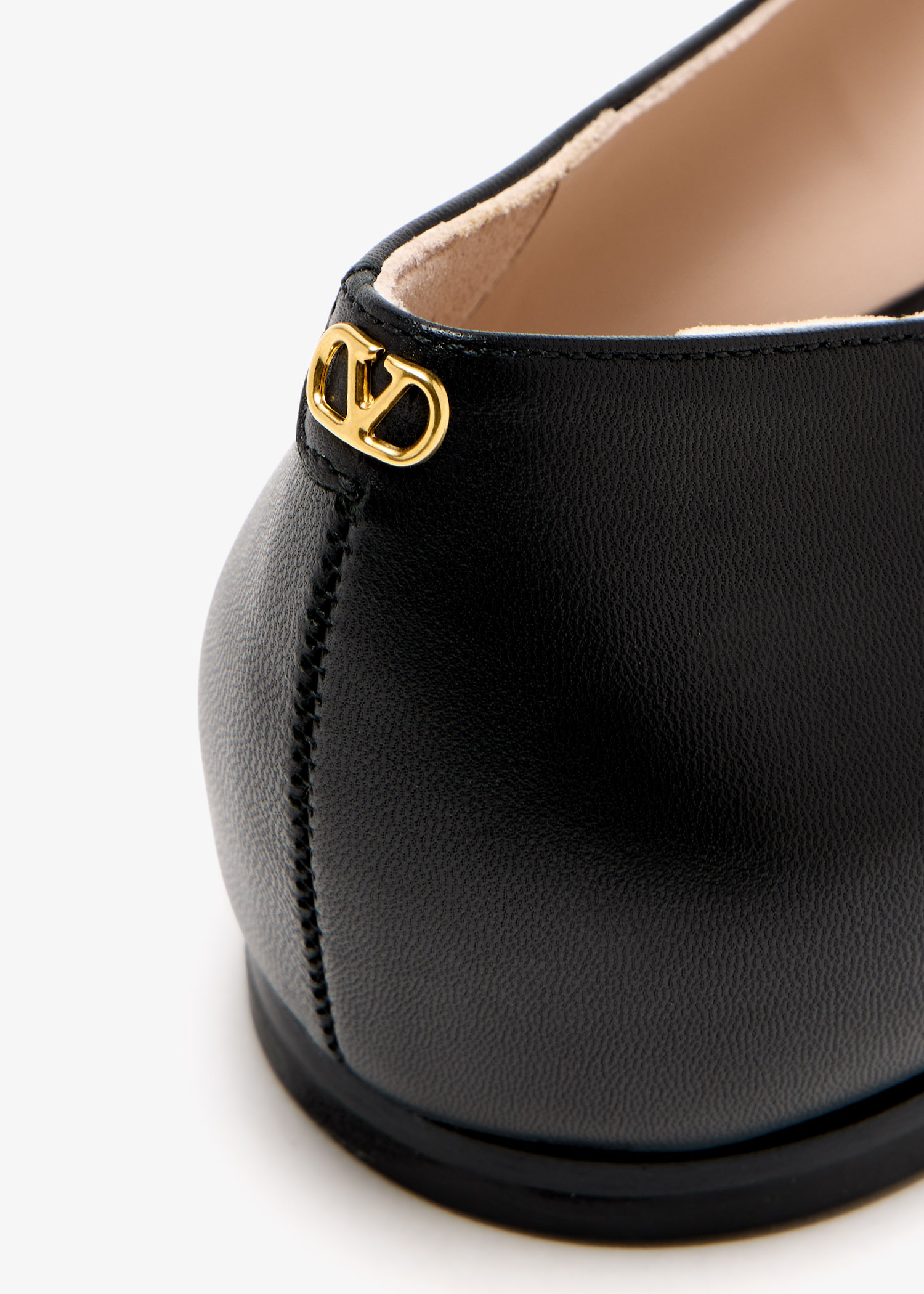 【関税&送料込】Valentino Garavani Bowow Ballerinas In Smoot Valentino Garavani Bowow ballerinas for Women - Black in UAE