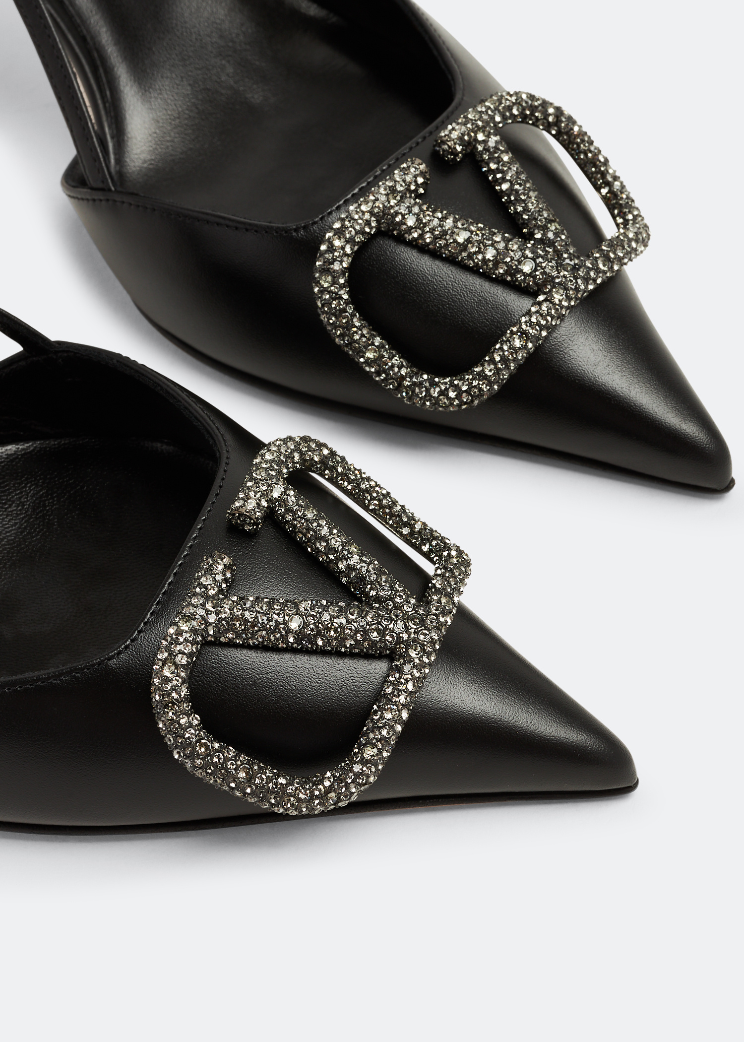 VIP【関税送料無料】希少 Valentino Garavani Vlogo pump VIP【関税送料無料】希少 VALENTINO GARAVANI LEATHER PUMPS