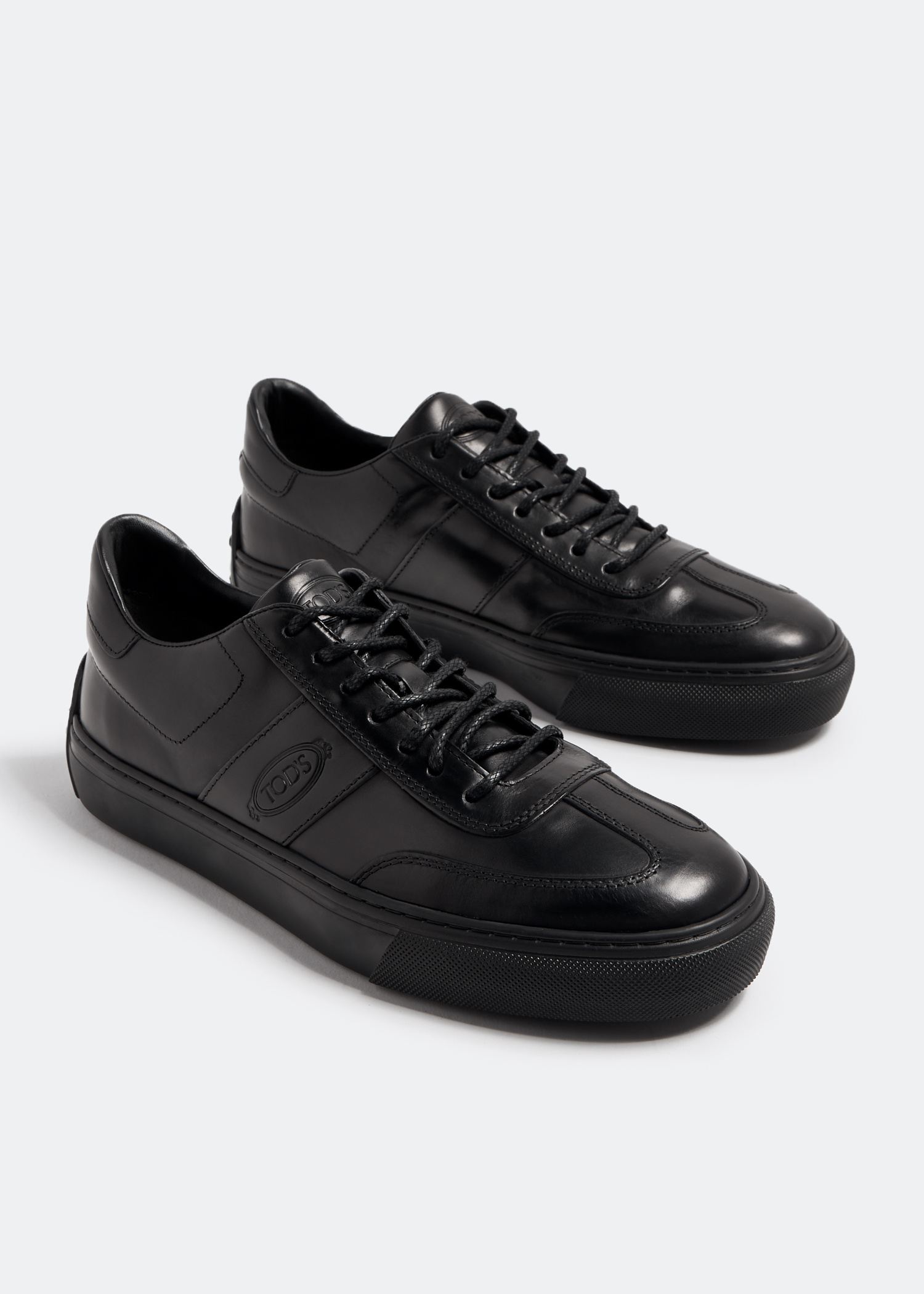 Tod's Leather sneakers for Men - Black in UAE | Level Shoes