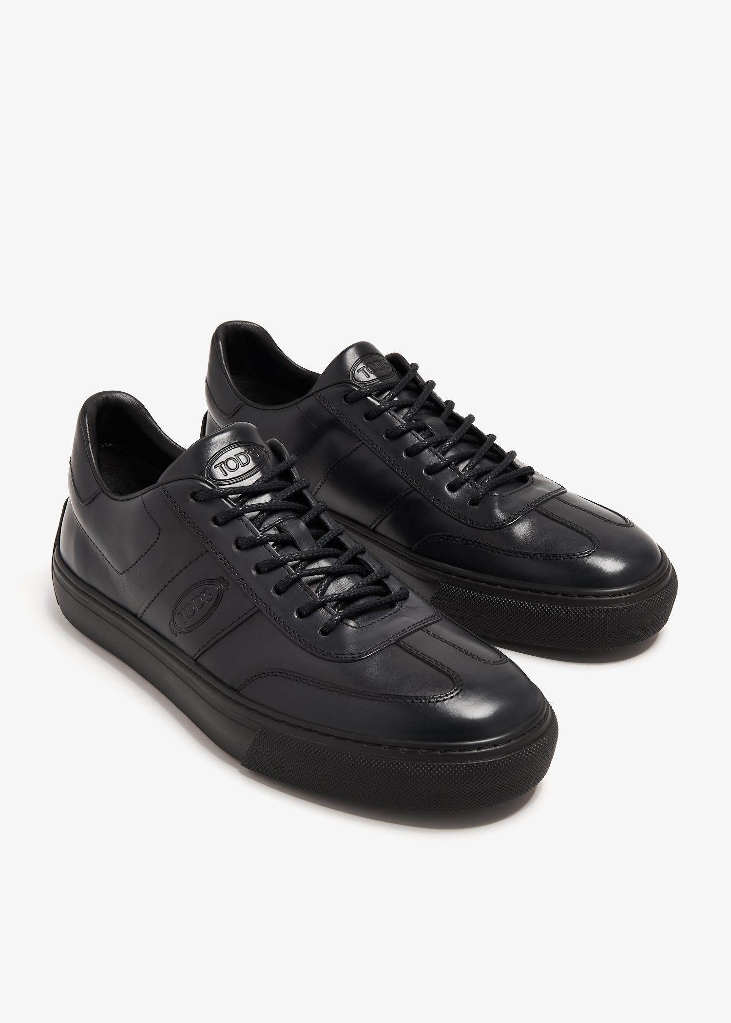 Tod's Leather sneakers for Men - Black in UAE | Level Shoes
