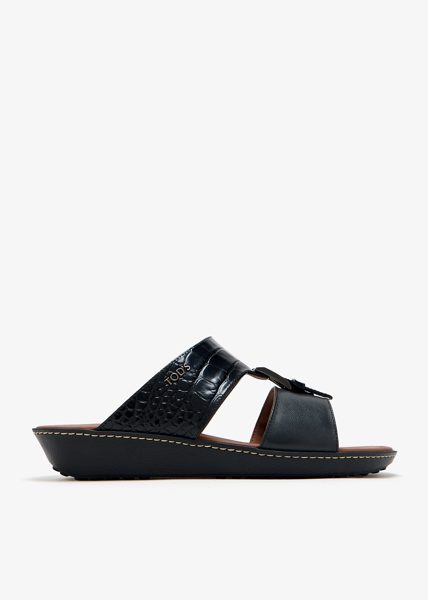 【送料&関税込】Tod's Logo Engraved Slip-on Sandals 22604462_52712600_1000.jpg