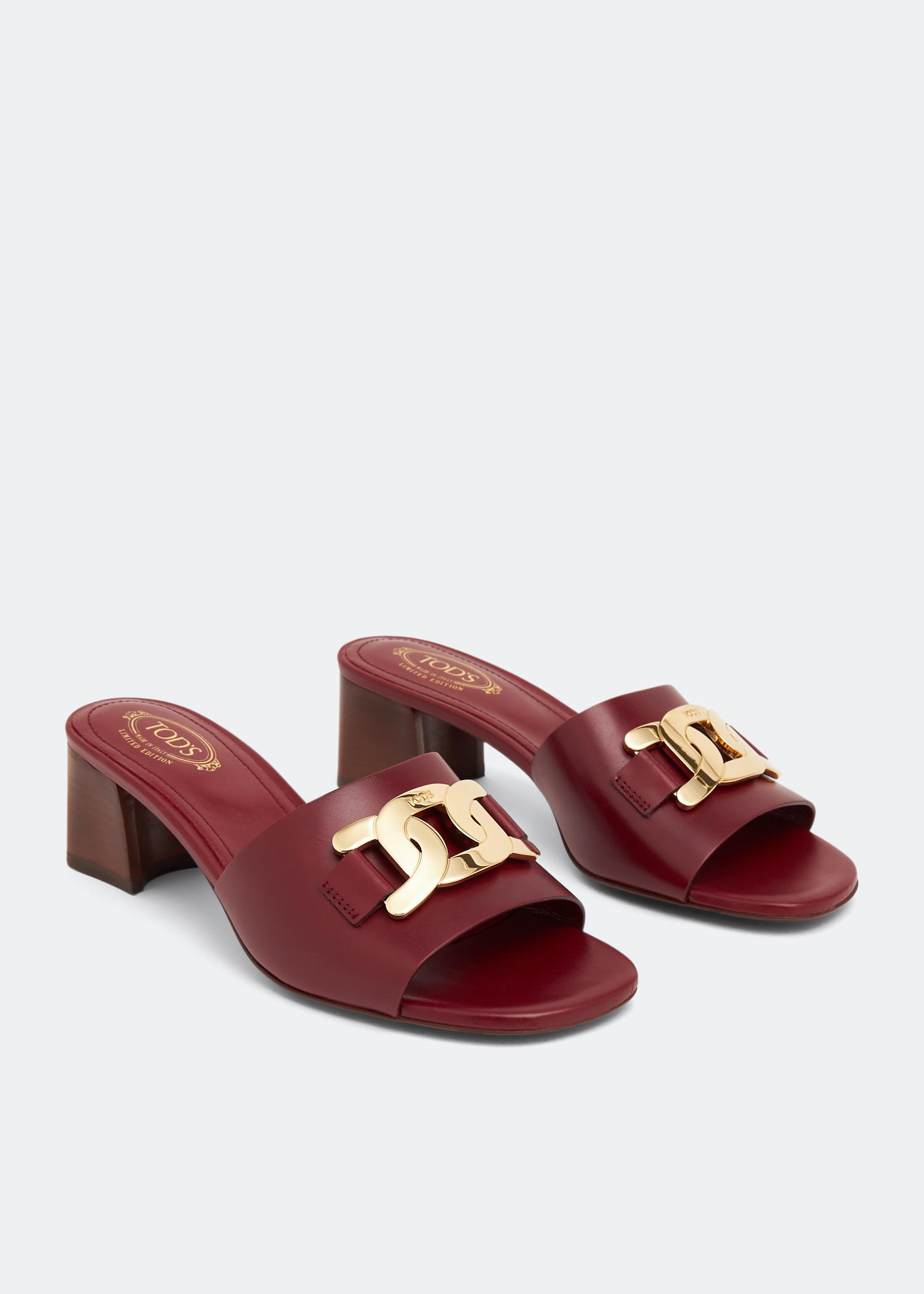 【関税&送料込】Tod'S Kate Smooth Leather Slide Sandals Woman BLACK Kate Sandals in Leather XXW11K0GQ80N6M39MB999 | Tods