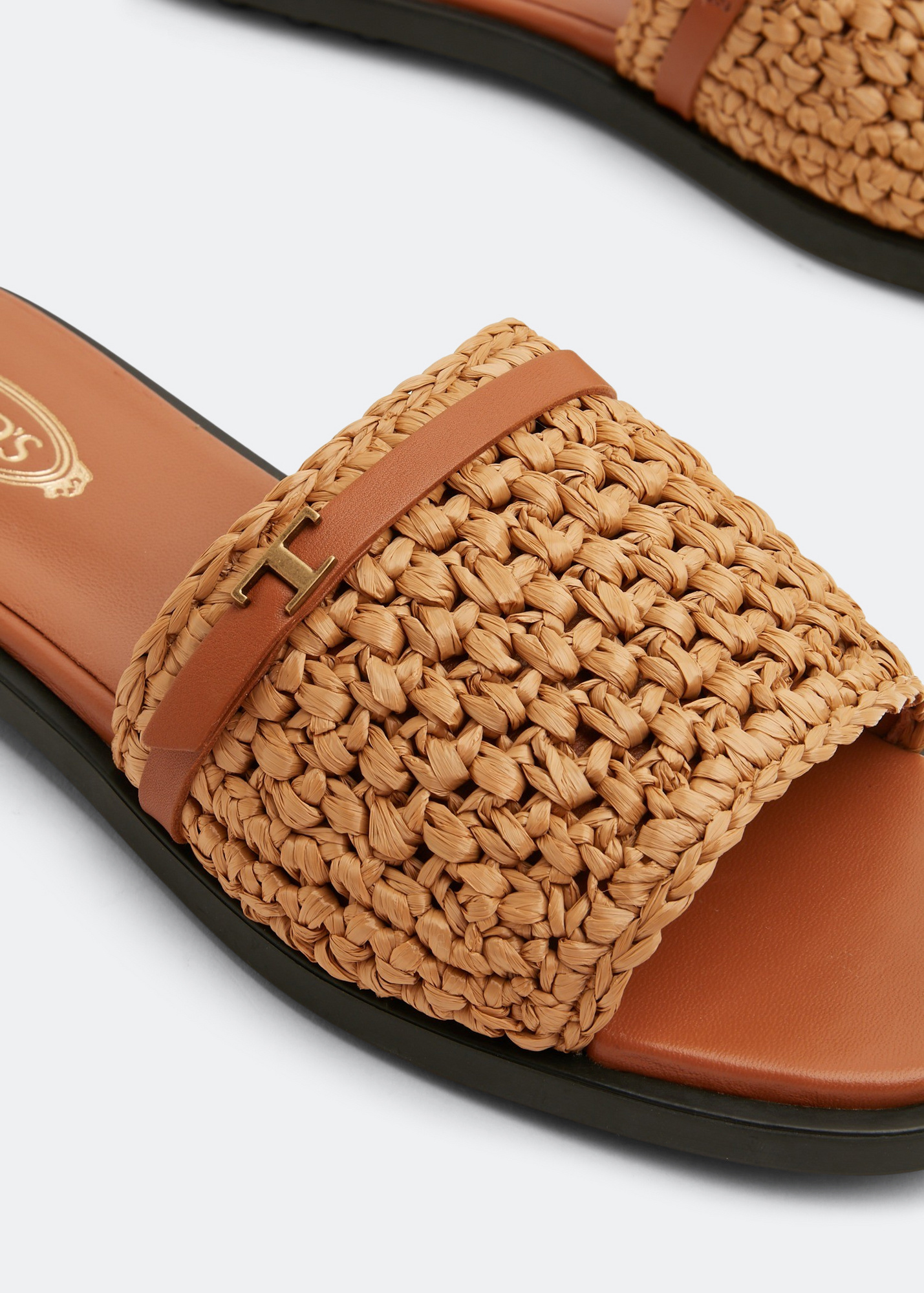 Tod's Raffia sandals for Women - Brown in UAE | Level Shoes