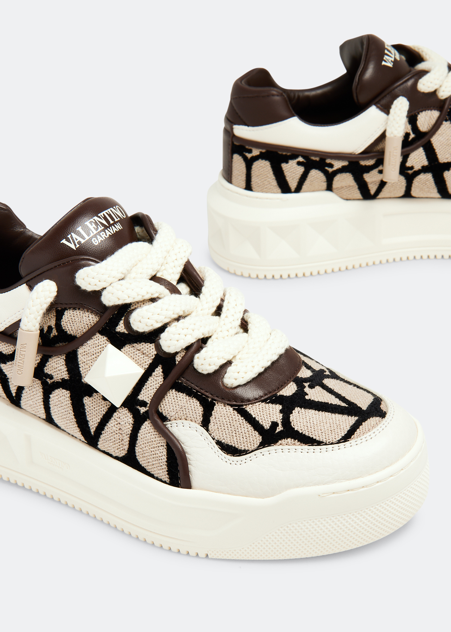 Valentino Garavani 6W0S0ME9RPTR16 関税送料込 Valentino Garavani VL7N sneakers for Men - White in USA