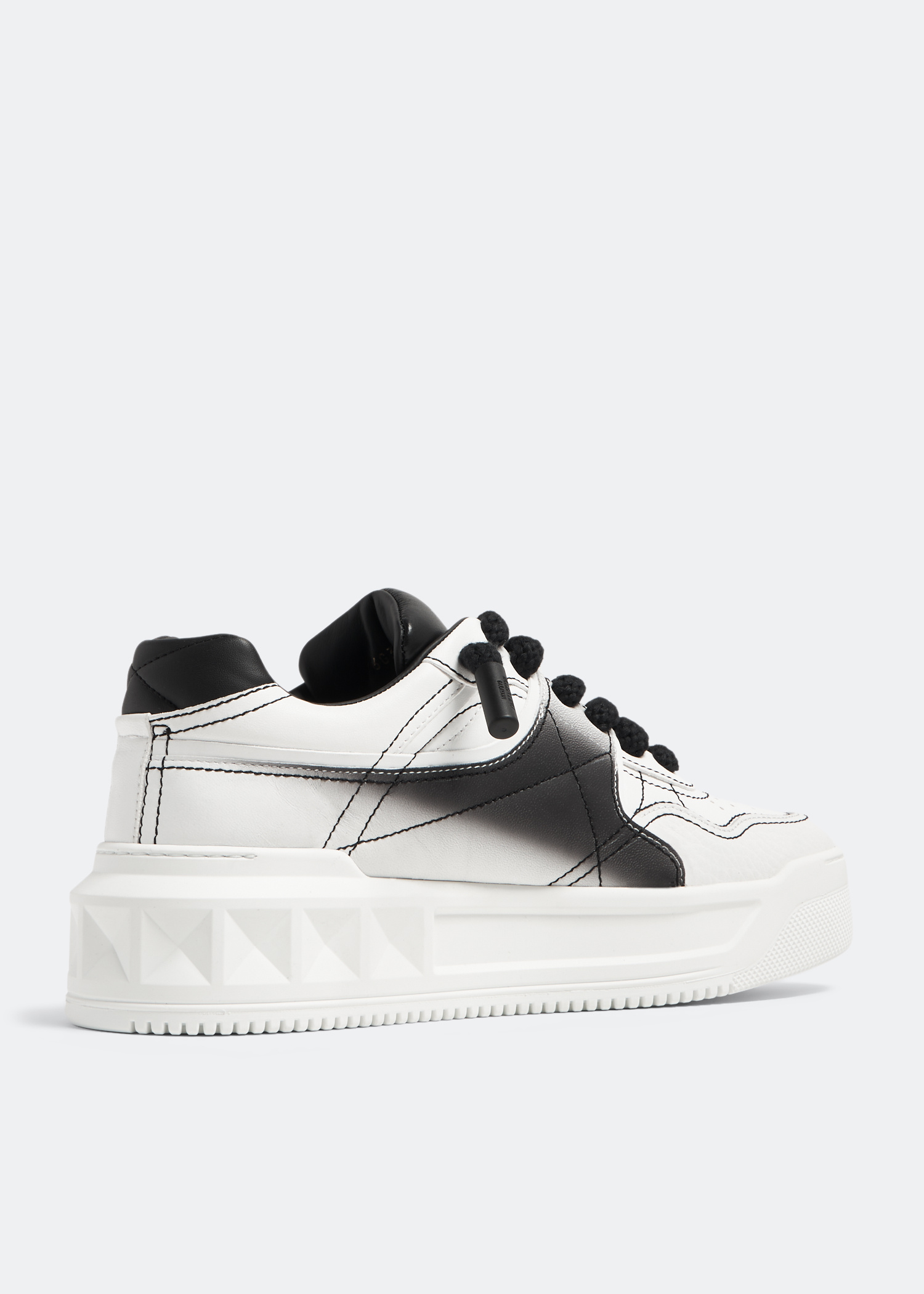 Valentino Garavani 2Y2S0G77VPZ0NI 関税送料込 4Y2S0G37_LTQ_A01.png.png