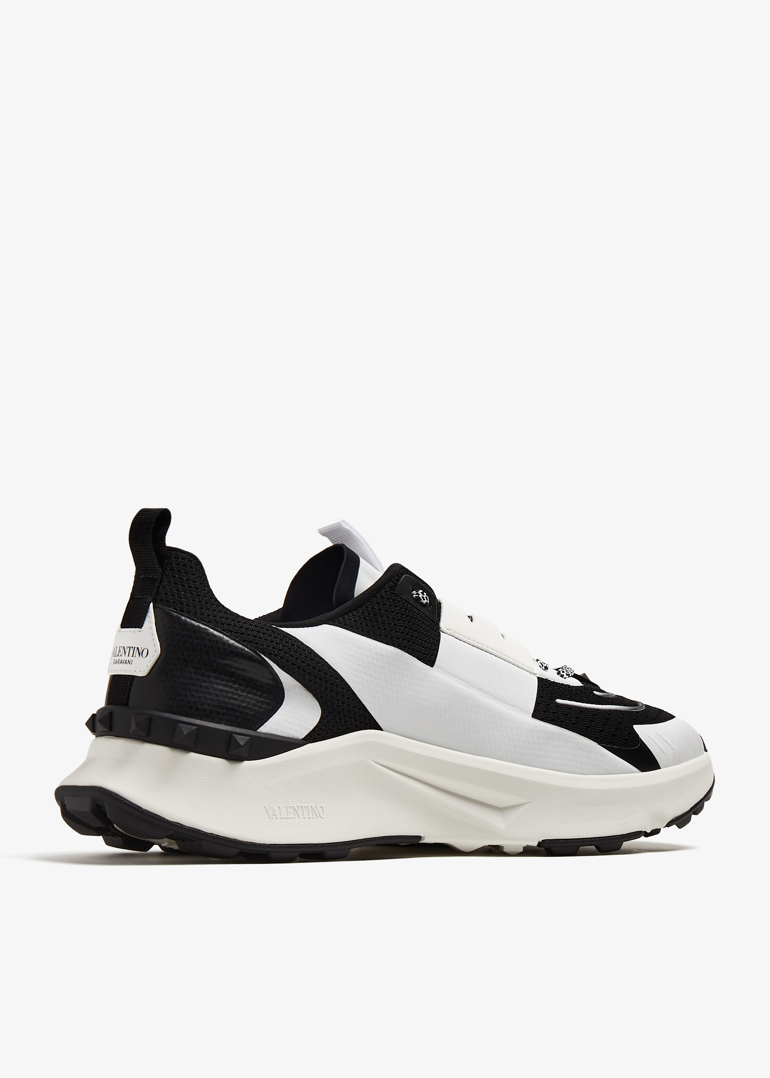 【関税＆送料込み】Valentino Garavani True Act Mesh Sneaker Valentino Garavani Men's True Act Mesh and Leather Runner