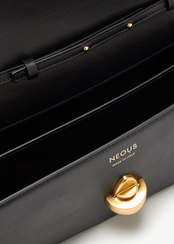 00027a01-black_7.jpg?ts=20250109030513