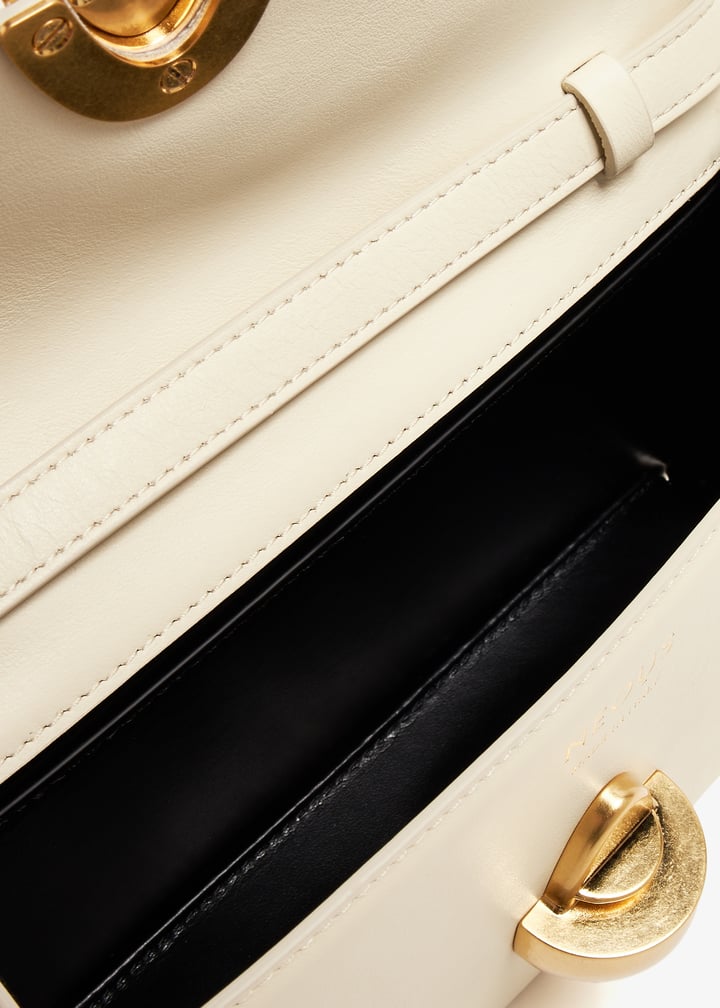 00048a10-cream_7.jpg?ts=20240502030512