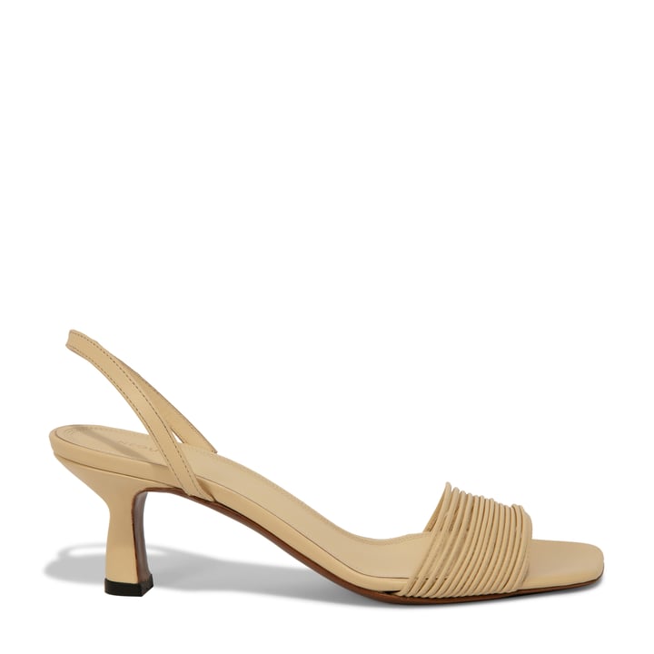 00057a15-banana_1.jpg?ts=20220505182021