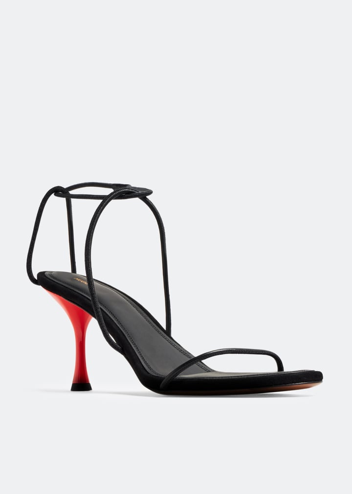 00389n01-black_4.jpg?ts=20231001030508