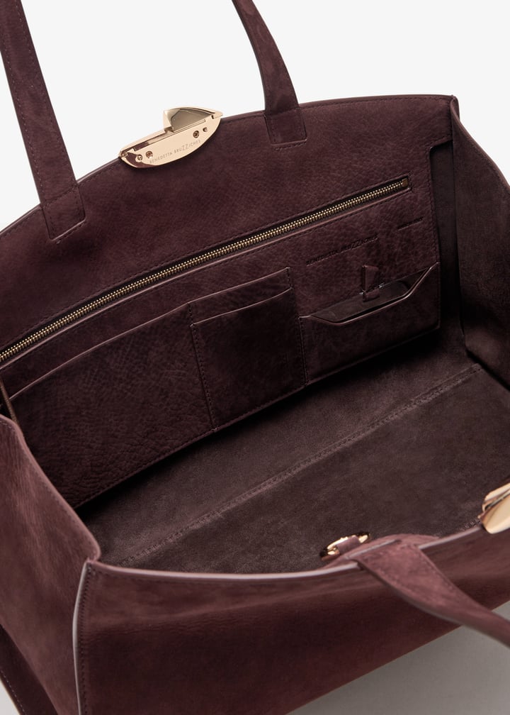 0102-120_7.jpg?ts=20250913030621