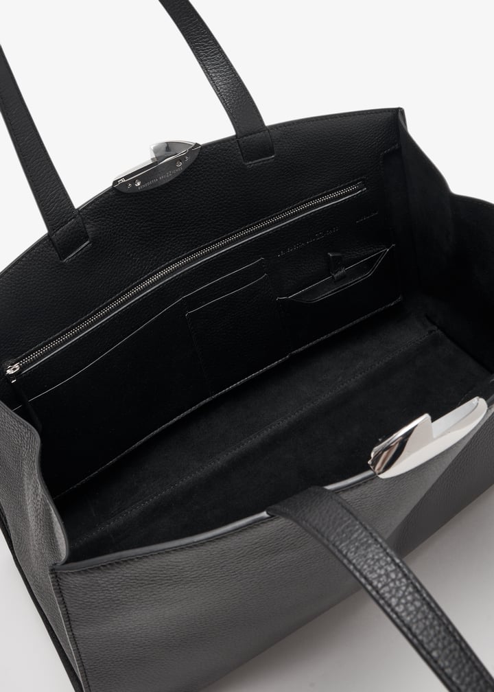 0102-127_7.jpg?ts=20250912041020