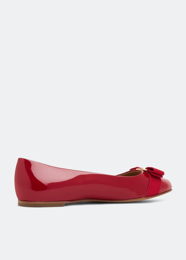 Ferragamo Varina ballet flats for Women - Red in UAE | Level