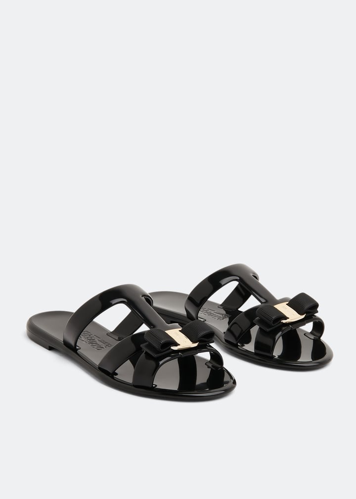 Ferragamo Jelly sandals for Women - Black in UAE | Level Shoes