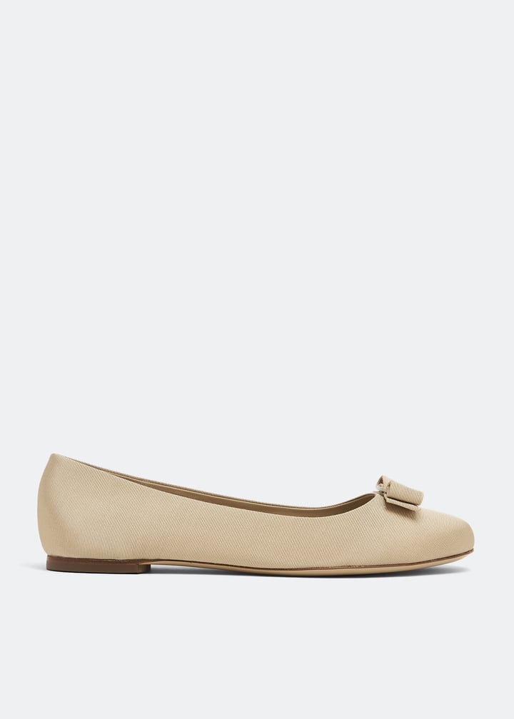 Ferragamo Vara bow ballet flats for Women - Beige in UAE