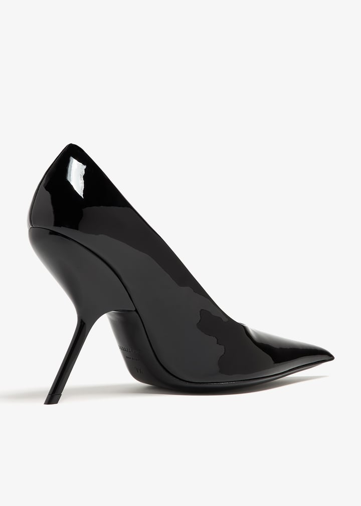 Ferragamo Eva pumps for Women - Black in UAE | Level Shoes