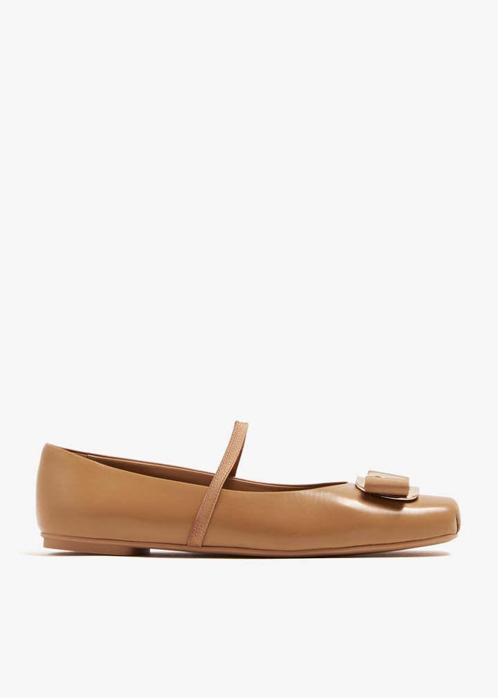 Salvatore Ferragamo Classic Ballet Flats Ferragamo Vara Plate