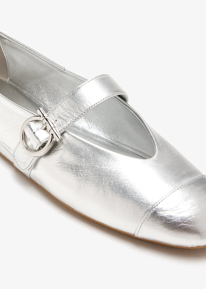 01j947-782667_5.jpg?ts=20250415030512