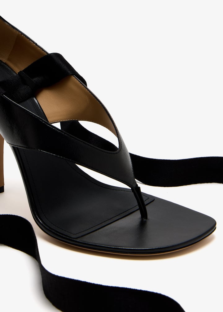 Ferragamo Ribbon sandals for Women - Black in UAE | Level Shoes