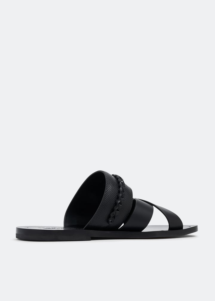 021099-759946_4.jpg?ts=20230203030505