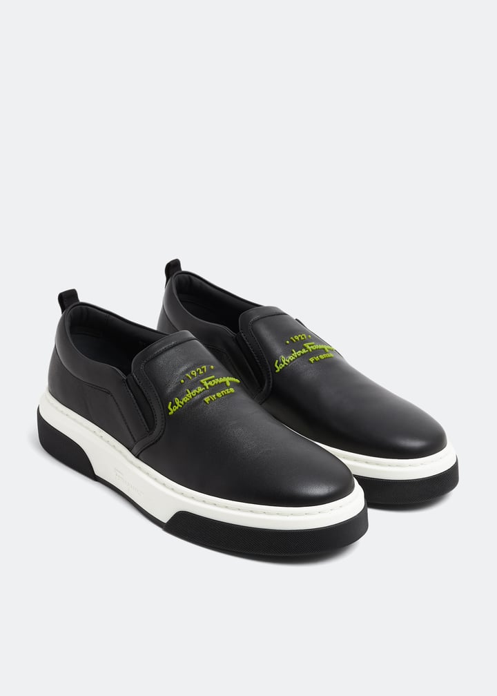 スニーカー Salvatore Ferragamo Black Leather Cassina Sneakers FERRAGAMO Cassina Gancini Leather Sneakers | Saks Fifth Avenue