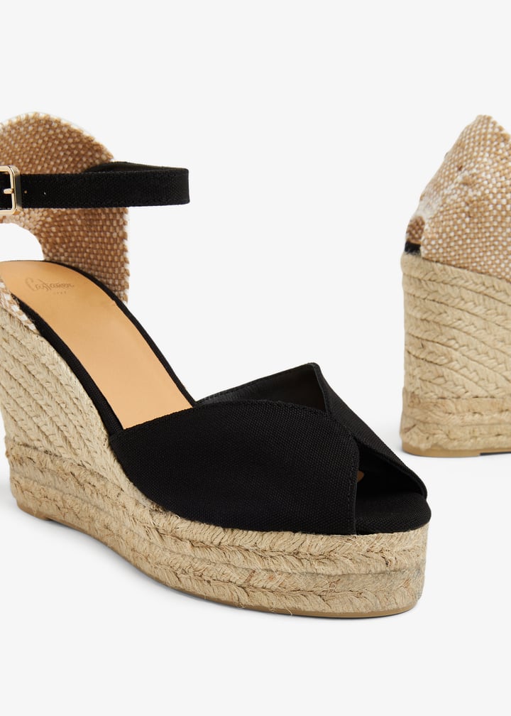 サンダル・ミュール Shoes woman Castaner Amazon.com | Castañer Women's Casual Sneaker, Sand, 5 | Sandals