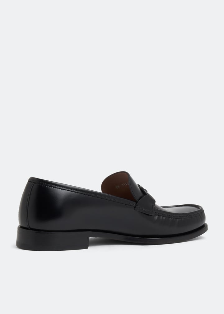 Ferragamo Rolo mocassin loafers for Men - Black in UAE
