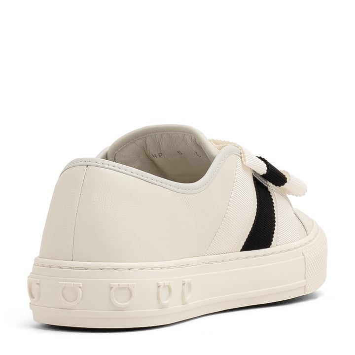 030152-745918_2.jpg?ts=20220504172847