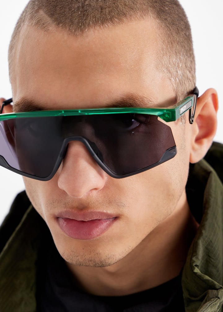 0oo9237-923705_2.jpg?ts=20250109032513