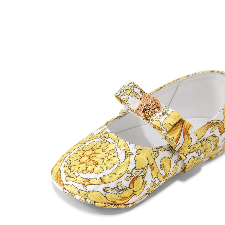 1000242-1a00197-5w05v_3.jpg?ts=20220504172944