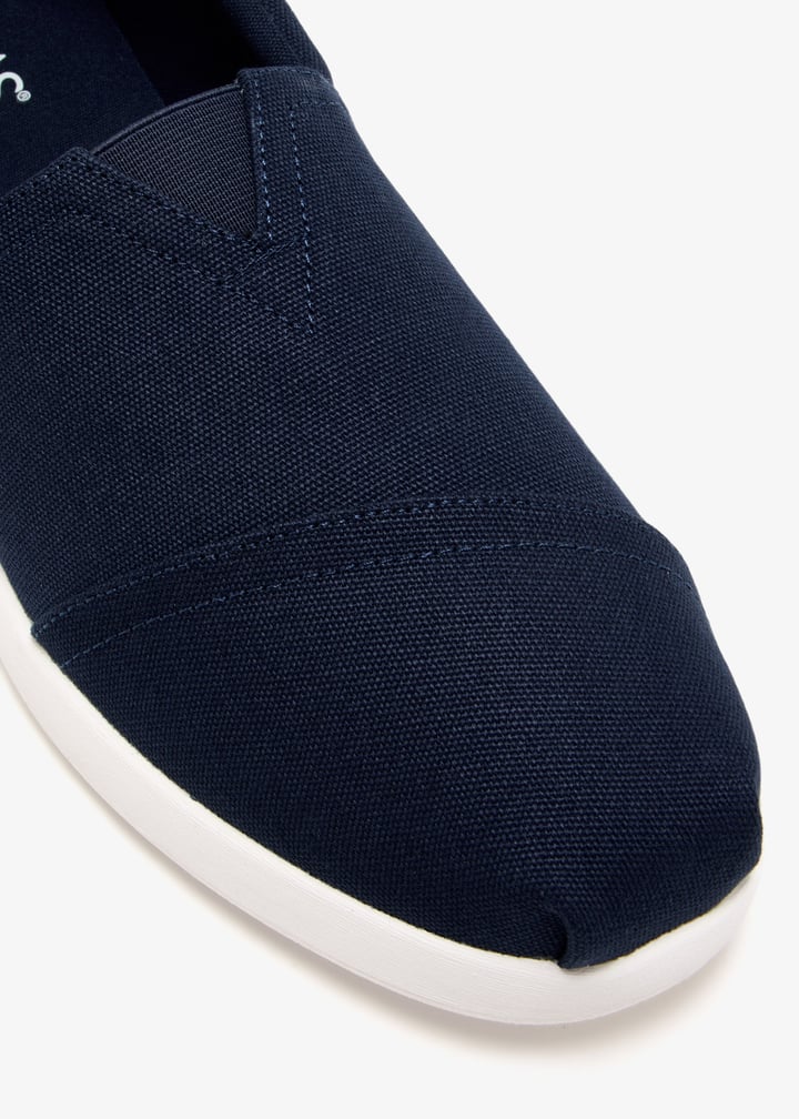 10019858-nvyblu_5.jpg?ts=20250503030513