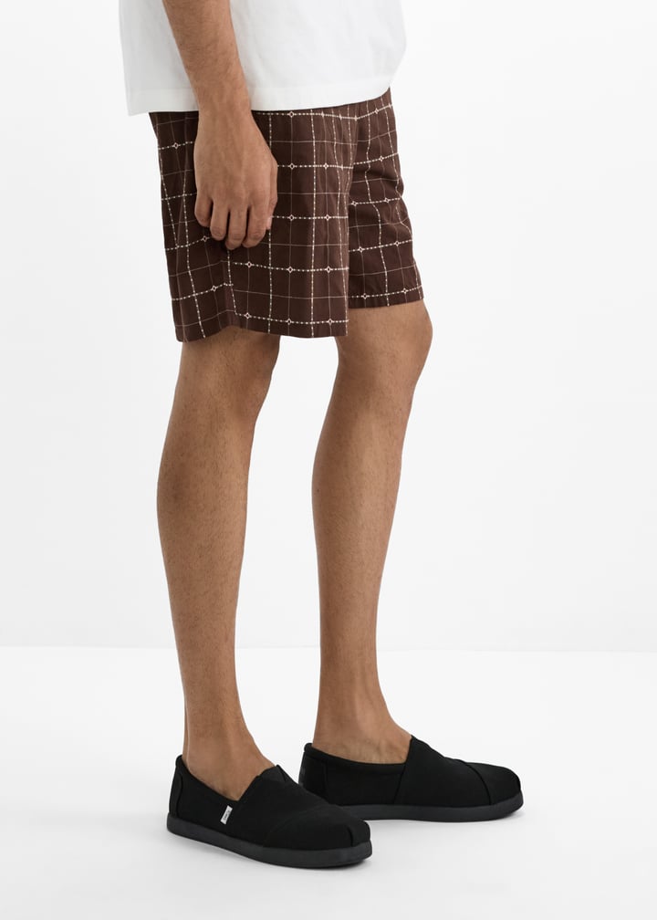 10019881-black_2.jpg?ts=20250503030513