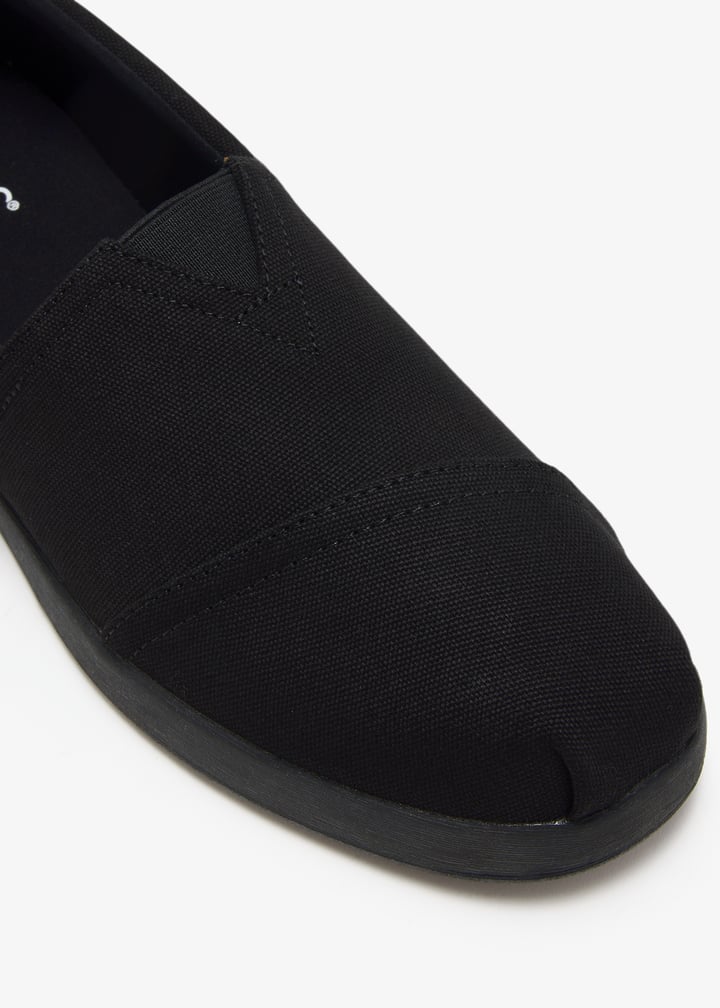 10019881-black_5.jpg?ts=20250503030513