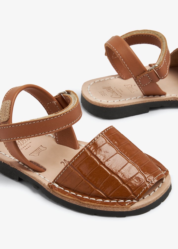 1002n-tacoca_2.jpg?ts=20240222040515