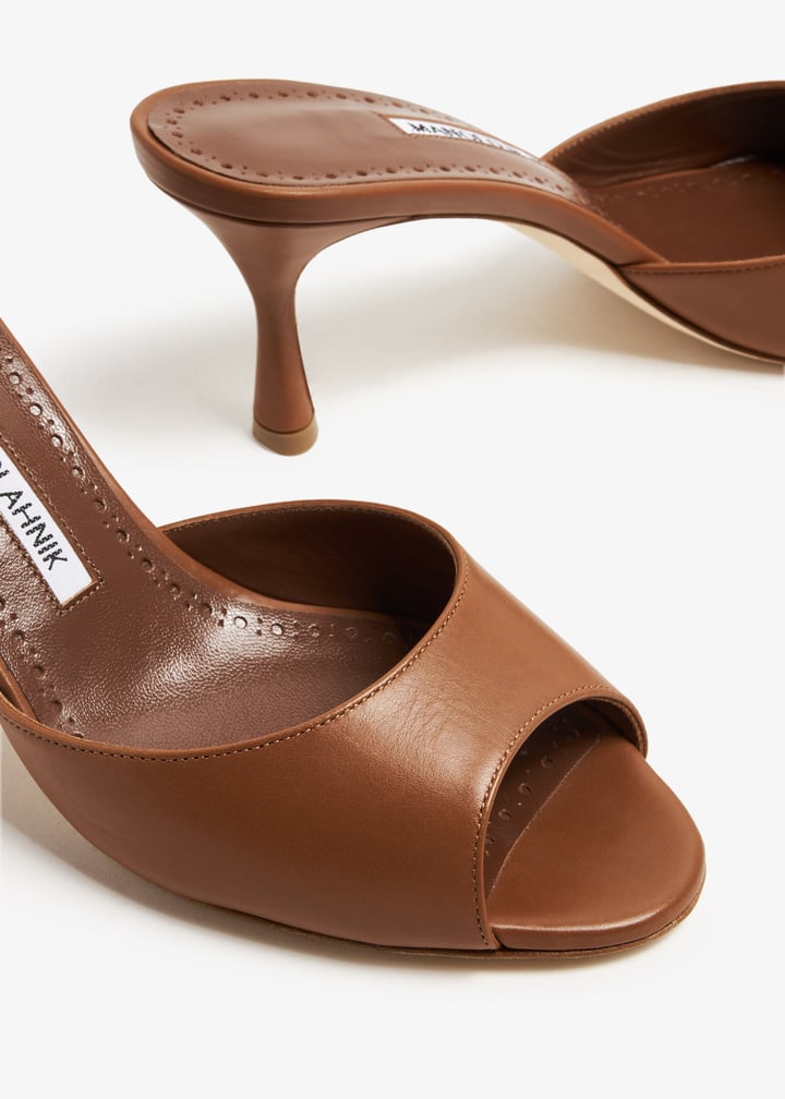 MANOLO BLAHNIK ブラウンポインテッドトゥパンプス　37.5 マノロブラニク パンプス ポインテッドトゥ レザー ブラウン