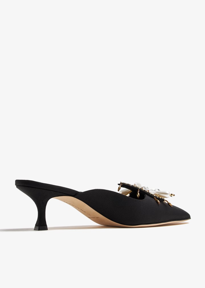 MANOLO BLAHNIK ブラックミュール　35 Manolo Blahnik Black Leather Kitten Sandal Heels (IT 35