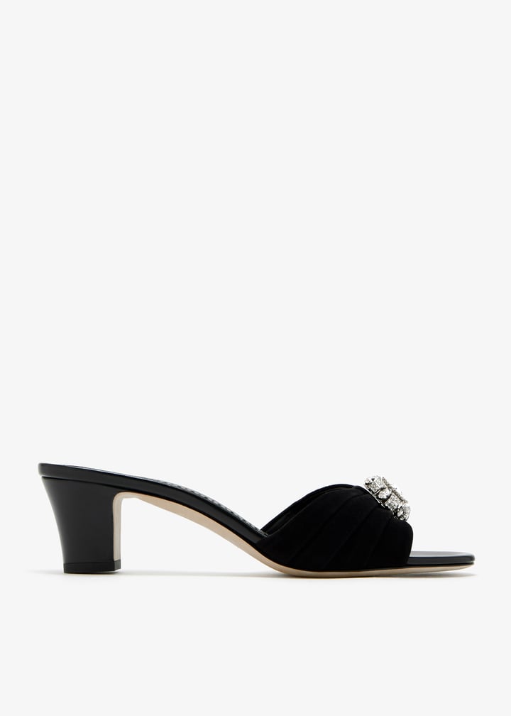 優雅な一足【MANOLO BLAHNIK】Ansaklo 50 装飾スエード ミュール 優雅な一足【MANOLO BLAHNIK】Ansaklo 50 装飾スエード ミュール