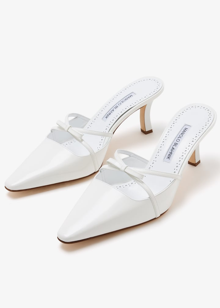 Manolo Blahnik Dariamu mules for Women - White in UAE
