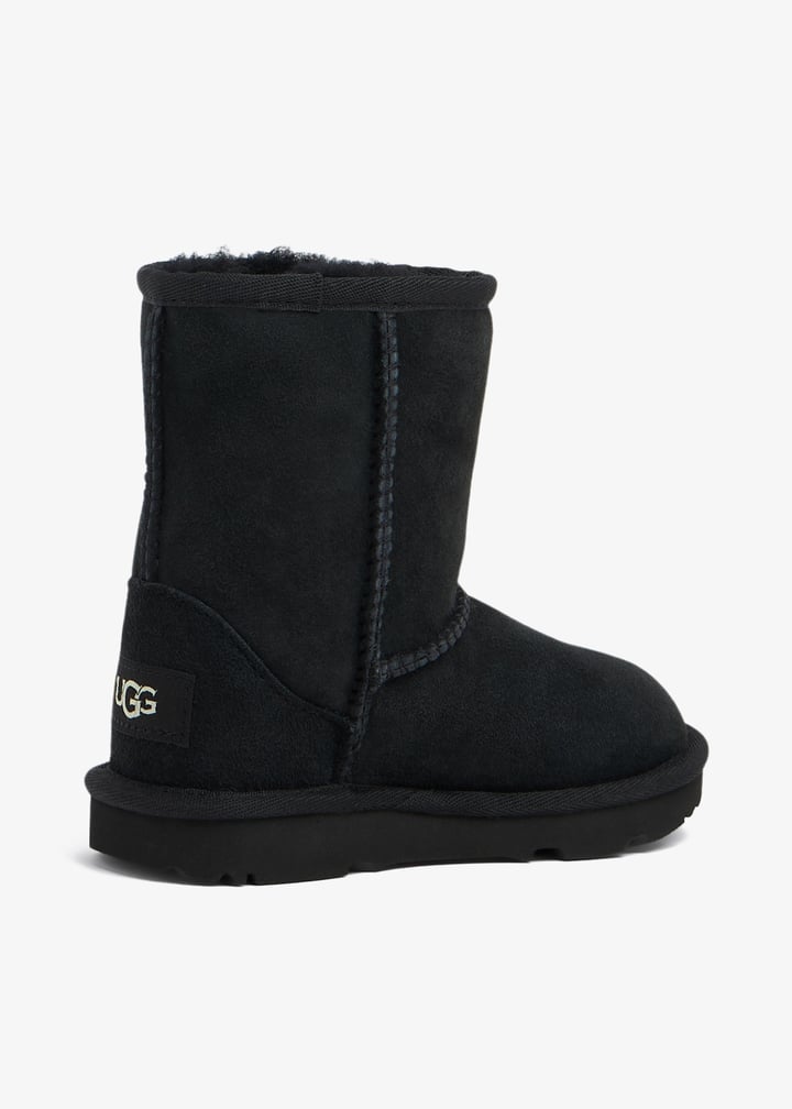 UGG Classic boots for Kids Unisex - Black in USA | Level Shoes