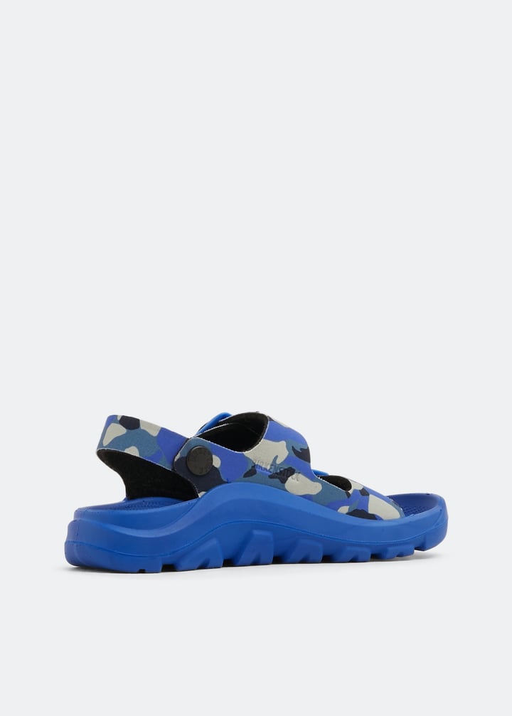 1023616-ultblu_3.jpg?ts=20220505182118