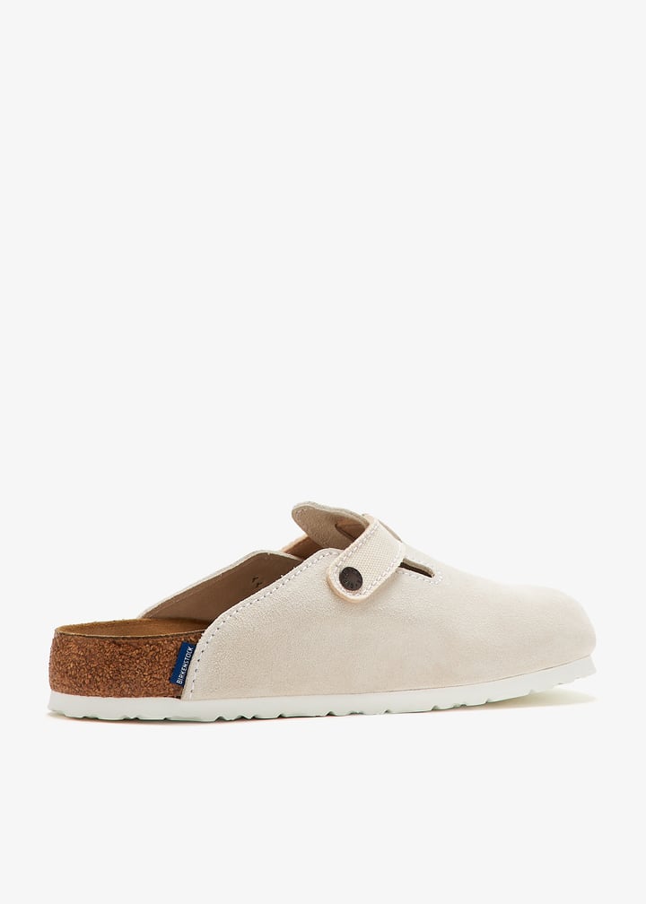 Birkenstock Boston regular-width clogs for Men - Beige in