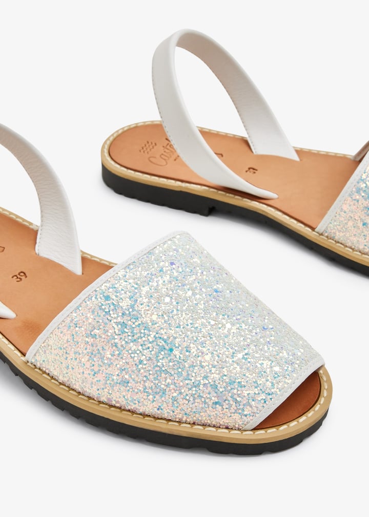 Castell Madona sandals for Women - White in UAE | Level Shoes